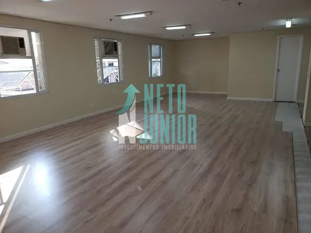Conjunto com 105m², para alugar, no bairro Brooklin Paulista em São Paulo