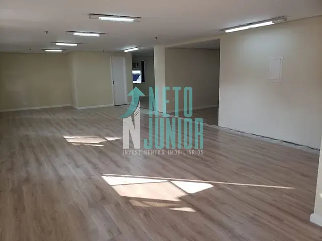 Conjunto com 105m², para alugar, no bairro Brooklin Paulista em São Paulo