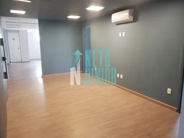 Conjunto com 223m², para alugar, no bairro Brooklin Paulista em São Paulo