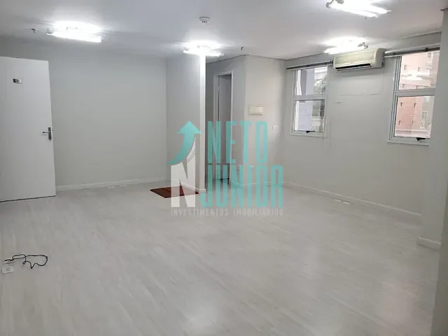Conjunto com 60m², para alugar, no bairro Brooklin Paulista em São Paulo