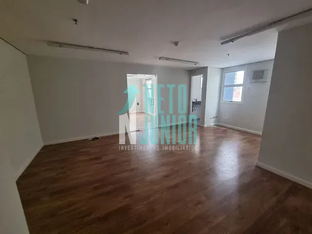 Conjunto com 60m², para alugar, no bairro Brooklin Paulista em São Paulo