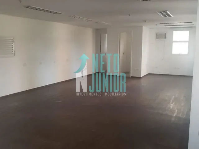 Conjunto com 75m², para alugar, no bairro Brooklin Paulista em São Paulo