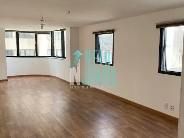 Conjunto com 40m², à venda, no bairro Indianópolis em São Paulo