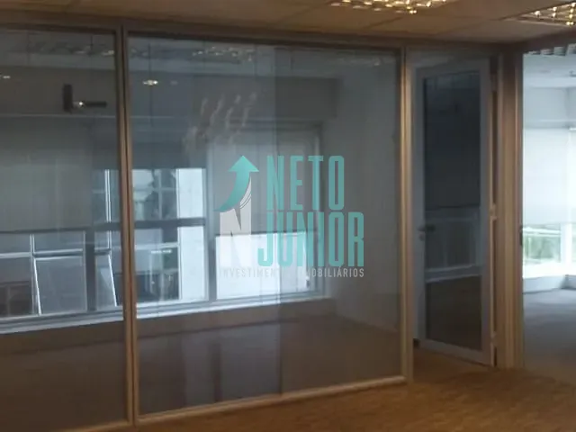 Conjunto com 230m², para alugar, no bairro Itaim Bibi em São Paulo