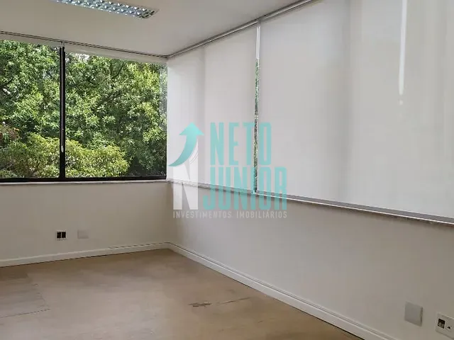 Conjunto com 145m², para alugar, no bairro Moema em São Paulo