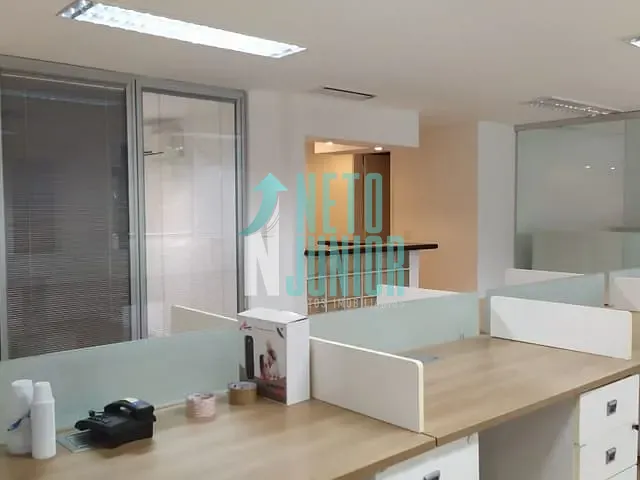 Conjunto com 145m², para alugar, no bairro Moema em São Paulo