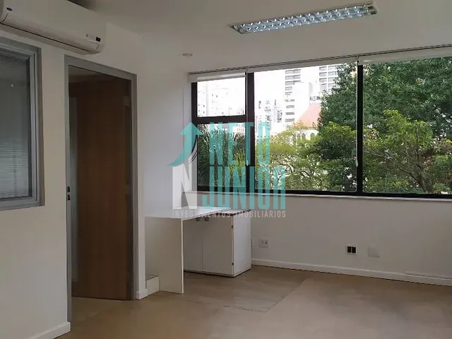 Conjunto com 145m², para alugar, no bairro Moema em São Paulo