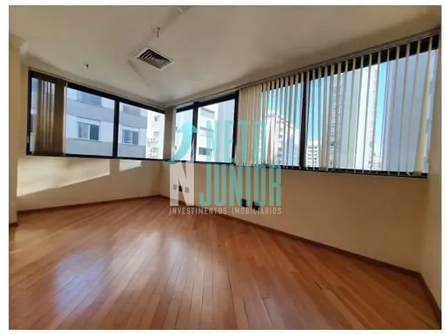 Conjunto com 206m², à venda ou para alugar, no bairro Itaim Bibi em São Paulo