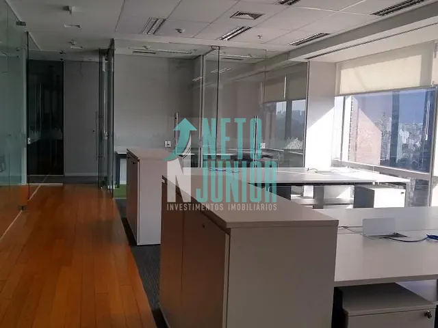 Conjunto com 1402m², para alugar, no bairro Brooklin em São Paulo