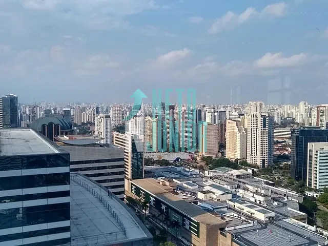 Conjunto com 1402m², para alugar, no bairro Brooklin em São Paulo