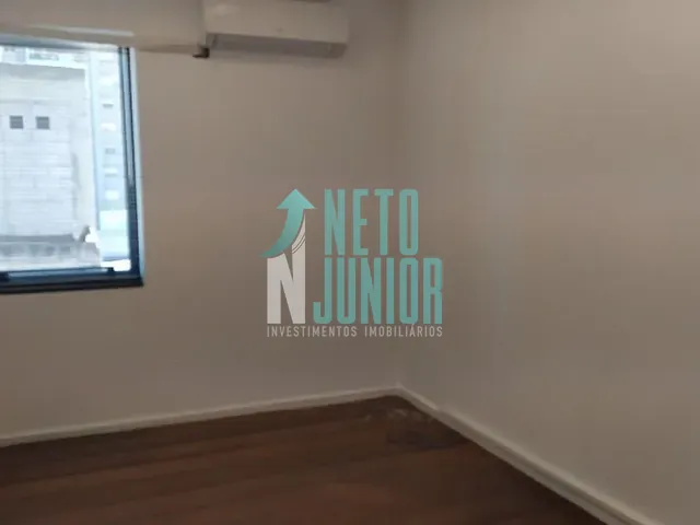 Conjunto com 80m², à venda ou para alugar, no bairro Moema em São Paulo