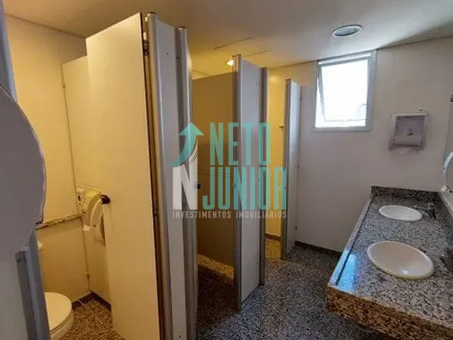 Conjunto com 573m², para alugar, no bairro Vila Nova Conceição em São Paulo