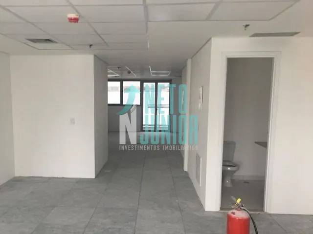 Conjunto com 140m², para alugar, no bairro Vila Cruzeiro em São Paulo