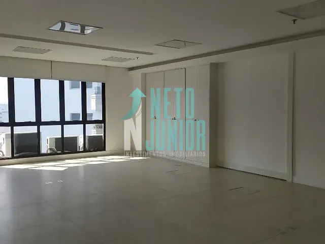 Conjunto com 91m², para alugar, no bairro Santo Amaro em São Paulo