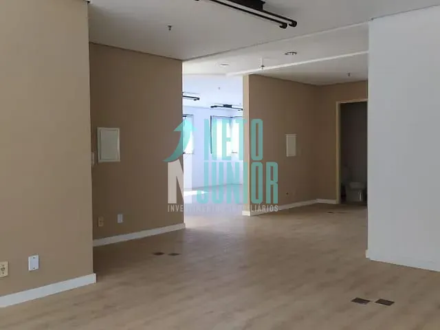 Conjunto com 128m², para alugar, no bairro Santo Amaro em São Paulo