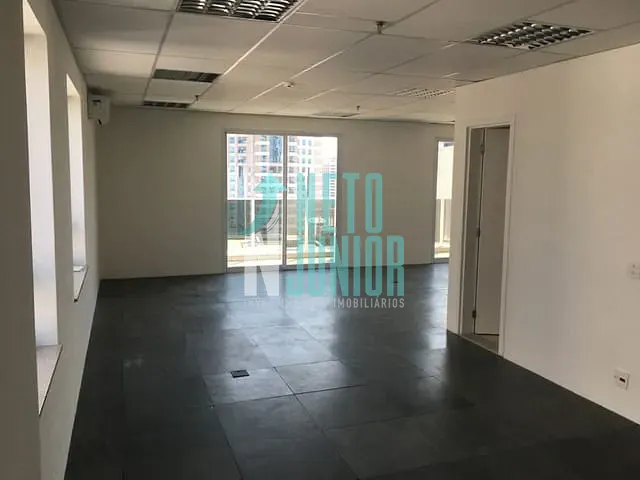 Conjunto com 123m², para alugar, no bairro Vila Gertrudes em São Paulo