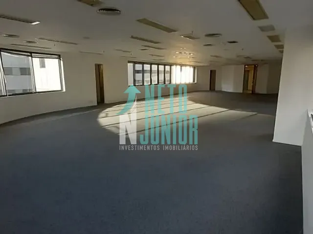 Conjunto com 223m², para alugar, no bairro Itaim Bibi em São Paulo