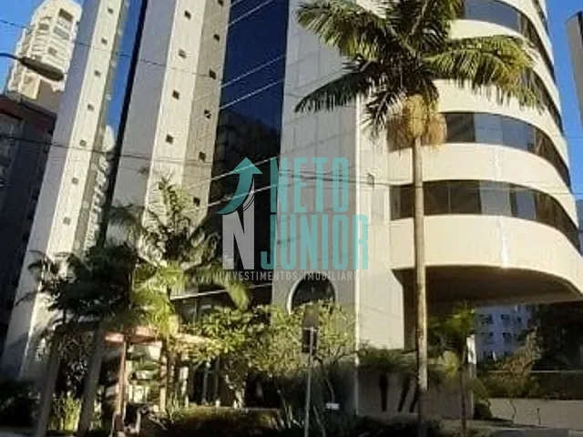 Conjunto com 223m², para alugar, no bairro Itaim Bibi em São Paulo