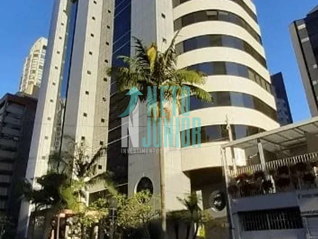 Conjunto com 223m², para alugar, no bairro Itaim Bibi em São Paulo