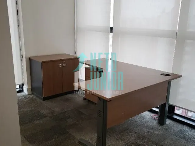 Conjunto com 510m², para alugar, no bairro Chácara Santo Antônio em São Paulo