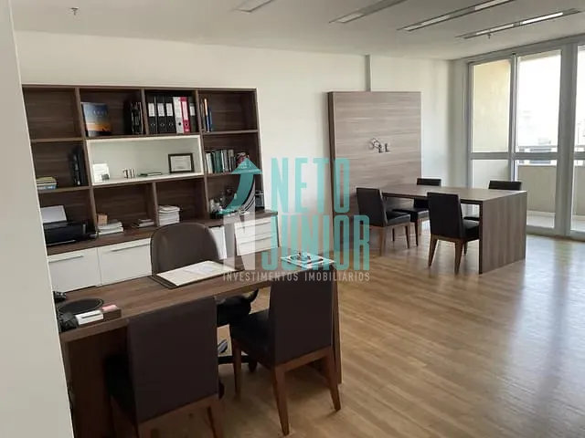 Conjunto com 44m², para alugar, no bairro Chácara Santo Antônio em São Paulo