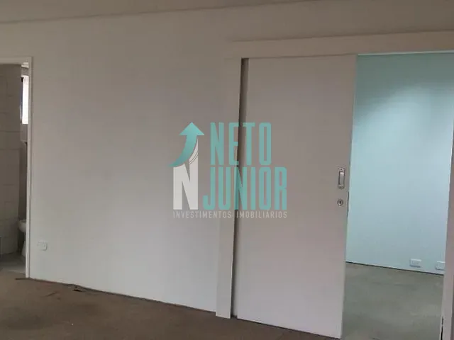 Conjunto com 88m², à venda ou para alugar, no bairro Moema em São Paulo