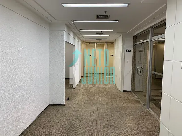 Conjunto com 589m², para alugar, no bairro Brooklin em São Paulo