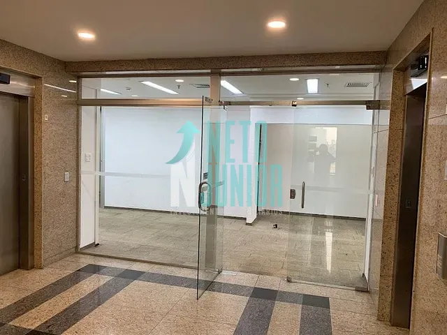 Conjunto com 589m², para alugar, no bairro Brooklin em São Paulo
