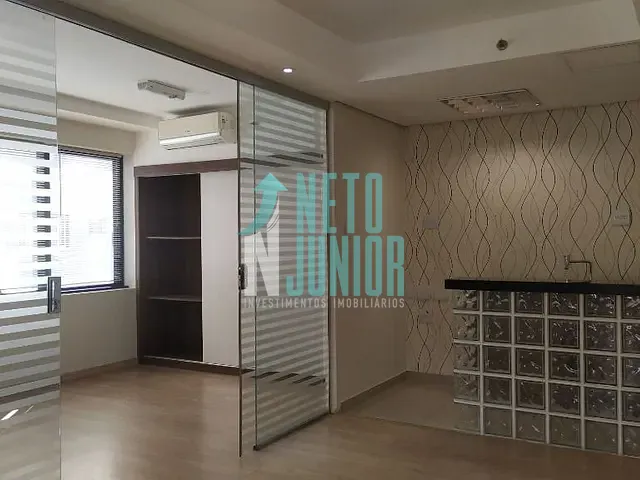 Conjunto com 90m², à venda ou para alugar, no bairro Moema em São Paulo