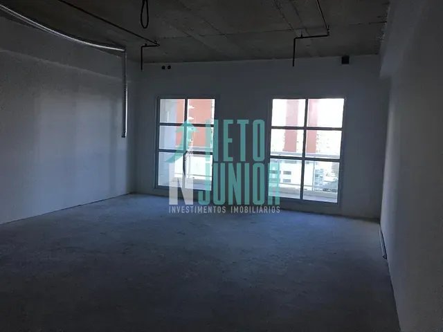 Conjunto com 75m², para alugar, no bairro Vila Cordeiro em São Paulo