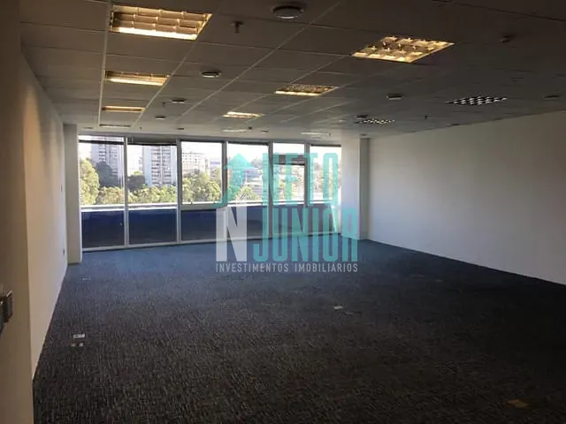 Conjunto com 107m², para alugar, no bairro Brooklin Paulista em São Paulo