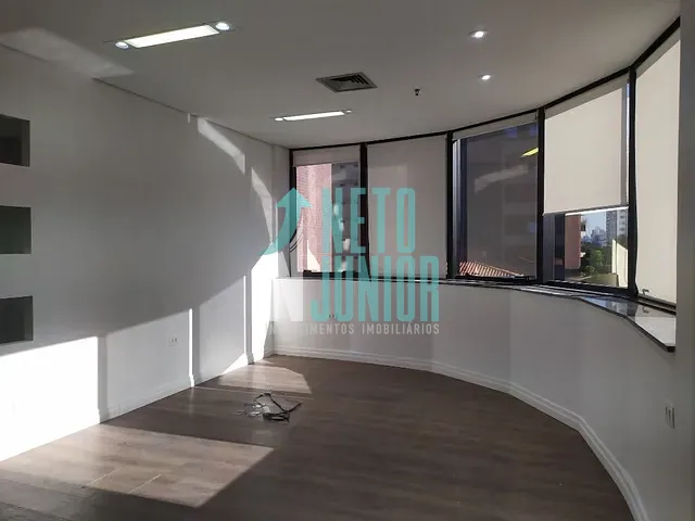 Conjunto com 44m², para alugar, no bairro Indianópolis em São Paulo