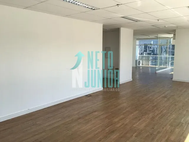 Conjunto comercial com 126m², para alugar, no bairro Brooklin Novo em São Paulo