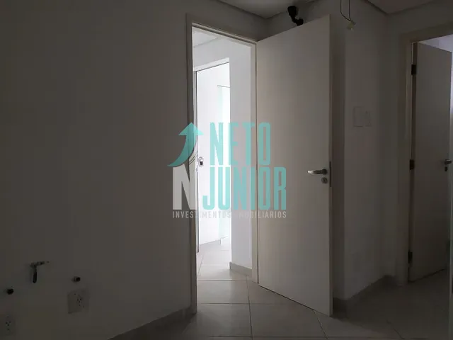 Conjunto com 100m², para alugar, no bairro Moema em São Paulo