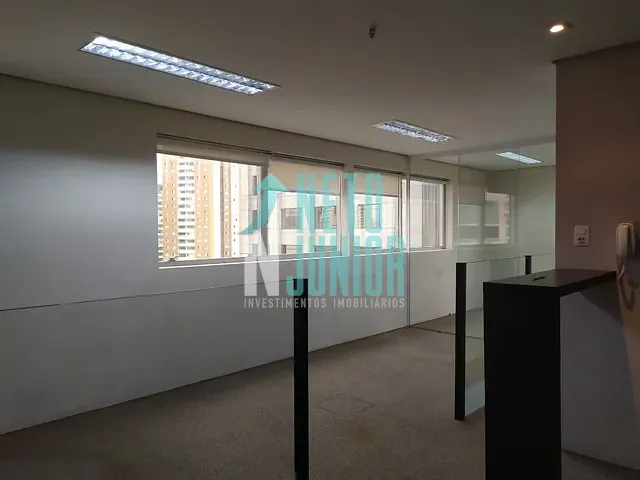 Conjunto com 38m², à venda, no bairro Indianópolis em São Paulo