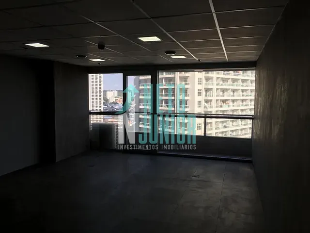 Conjunto com 40m², para alugar, no bairro Vila Gertrudes em São Paulo