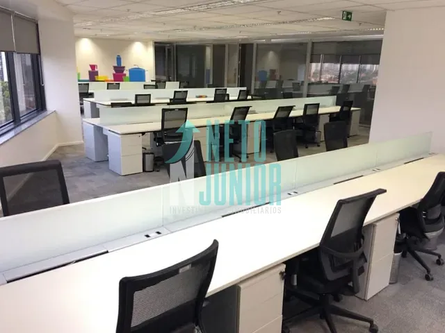 Conjunto com 922m², para alugar, no bairro Cidade Monções em São Paulo