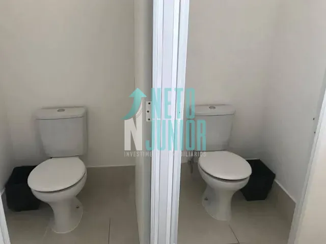 Conjunto com 242m², para alugar, no bairro Vila Nova Conceição em São Paulo