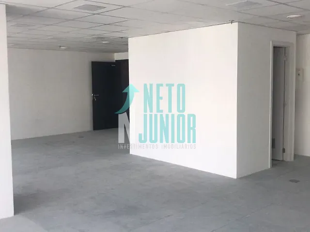 Conjunto com 81m², para alugar, no bairro Vila Gertrudes em São Paulo