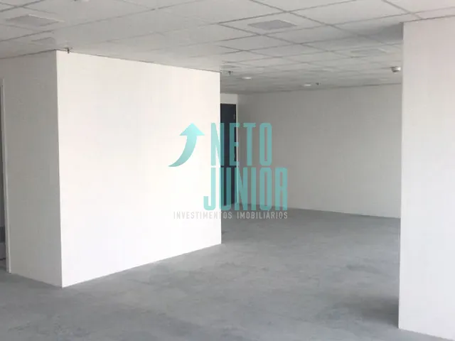 Conjunto com 81m², para alugar, no bairro Vila Gertrudes em São Paulo