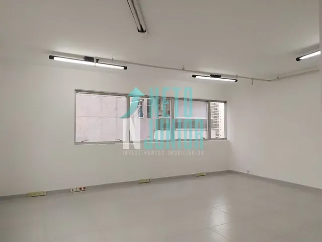 Conjunto com 76m², para alugar, no bairro Indianópolis em São Paulo