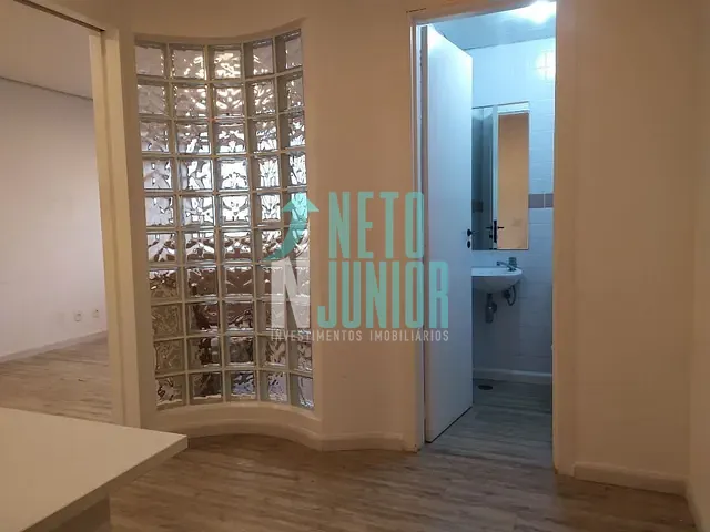 Conjunto com 30m², para alugar, no bairro Indianópolis em São Paulo