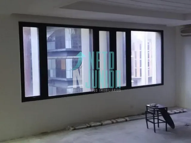 Conjunto com 104m², à venda, no bairro Brooklin Novo em São Paulo