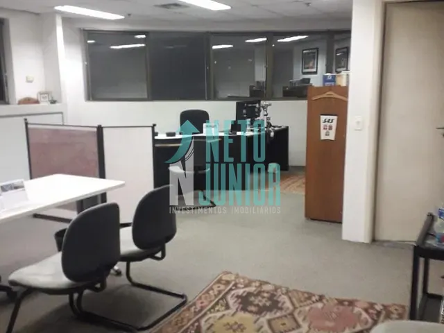 Conjunto com 90m², à venda, no bairro Moema em São Paulo