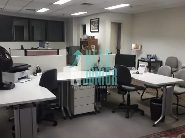 Conjunto com 90m², à venda, no bairro Moema em São Paulo