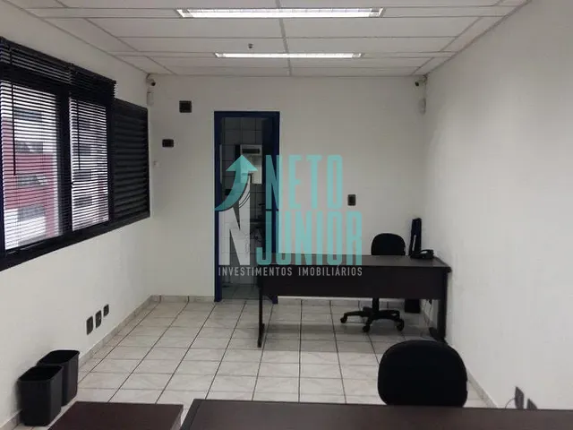 Conjunto com 33m², à venda ou para alugar, no bairro Vila Monte Alegre em São Paulo