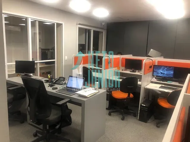 Conjunto com 110m², à venda, no bairro Vila Hamburguesa em São Paulo