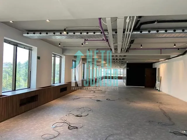 Conjunto com 360m², para alugar, no bairro Vila Nova Conceição em São Paulo