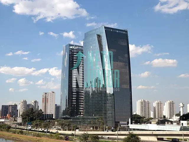 Conjunto com 95m², à venda, no bairro Brooklin Paulista em São Paulo