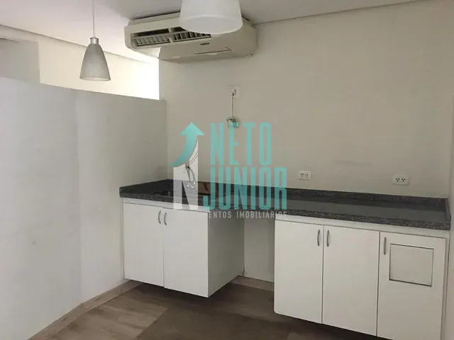 Conjunto com 94m², para alugar, no bairro Vila Olímpia em São Paulo